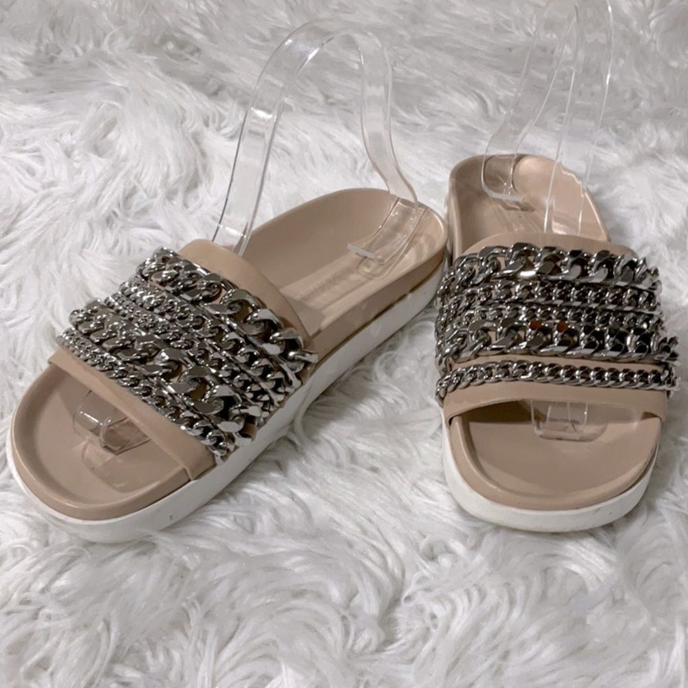 KENDALL & Kylie kkshiloh slides silvertone chain detail leather women’s sz 7